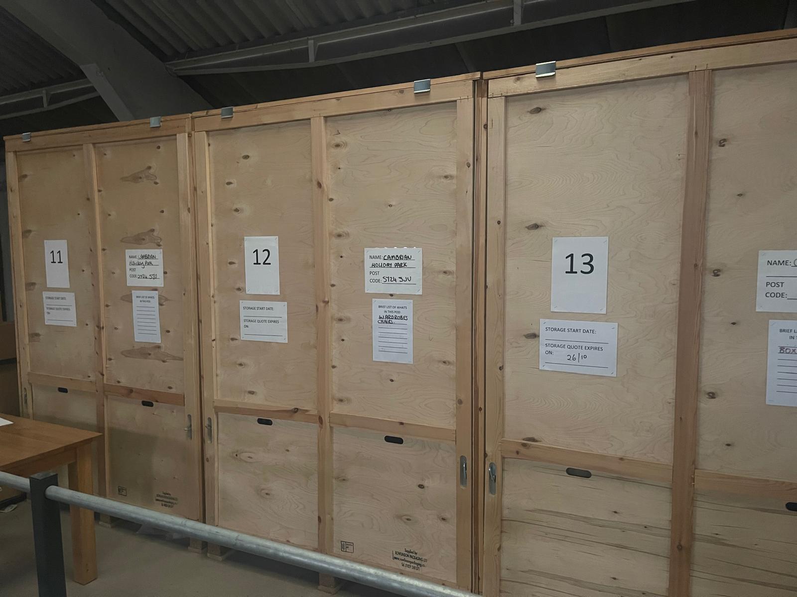 Professional storage and packing service during restoration